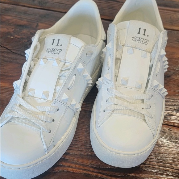 Valentino Rockstud -Sold out & hard to find ALL white womens 37 sneakers - Picture 2 of 5